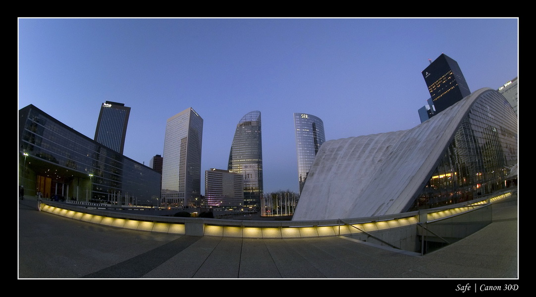2007 - 11 - La defense - 01